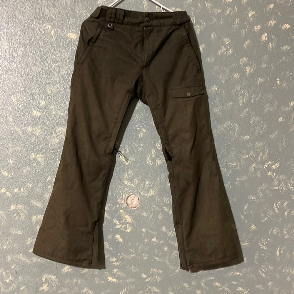 Bonfire by Salomon women’s snow pants. Good condition.